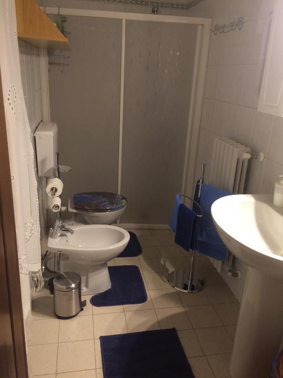 Yoghi & Bubu Apartment Gambolo ห้อง รูปภาพ